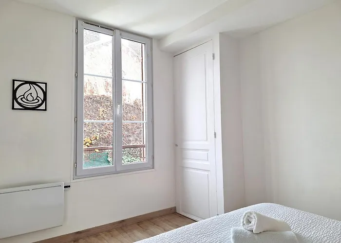 Appartement Balnéo Hyper Centre, Calme, Equipé, Proche Gare, Wifi *